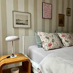 Apartment Bright & Stylish-Heart Of Old City-Experienced Hosts Bern