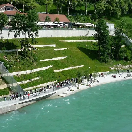 Wake Up In Old Town Queen Bed Fast Wifi Apartament