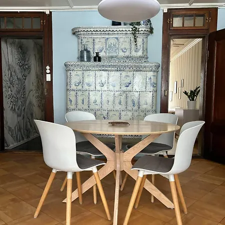 Wake Up In Old Town Queen Bed Fast Wifi Berno