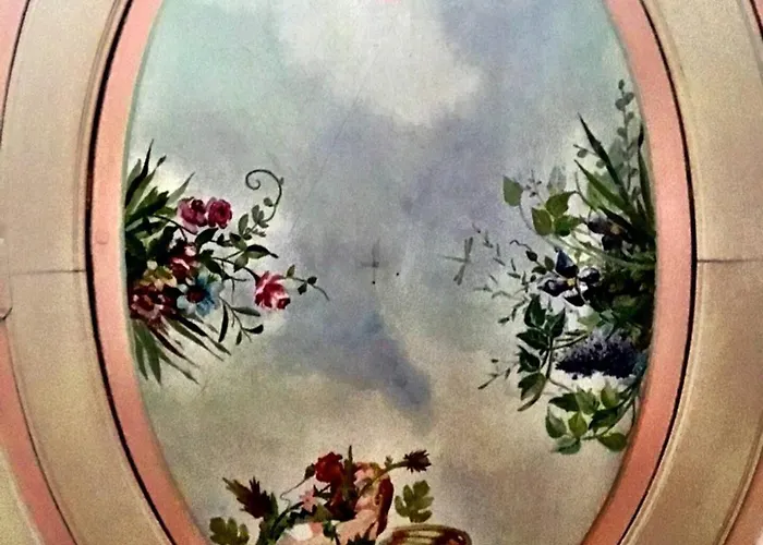 Wake Up In Old Town Queen Bed Fast Wifi برن