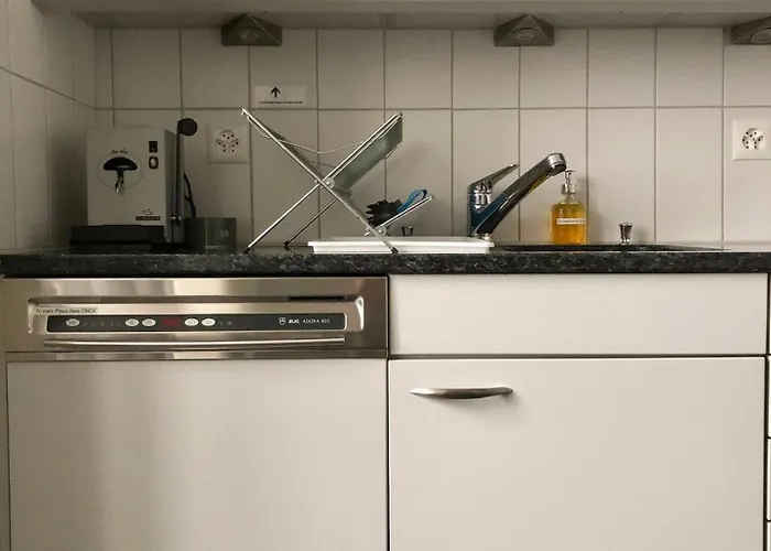 Wake Up In Old Town Queen Bed Fast Wifi Lejlighed Bern