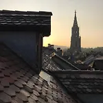Bright & Stylish-Heart Of Old City-Experienced Hosts Appartamento
