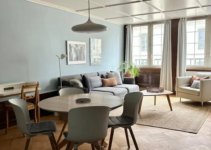 Bright & Stylish-Heart Of Old City-Experienced Hosts * ברן